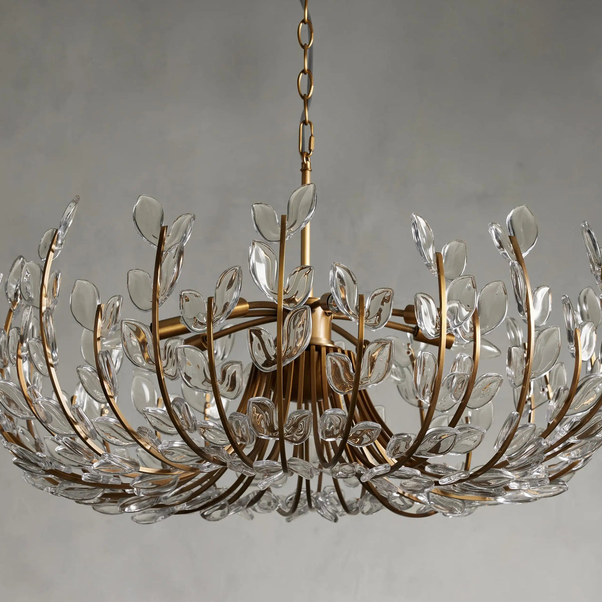 Seraphina 32″ 8-Light Glass Petal Chandelier